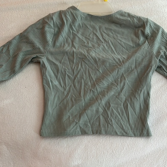 Reformation Shirt 3/4 sleeves XS or 10/12 girls - Picture 3 of 4